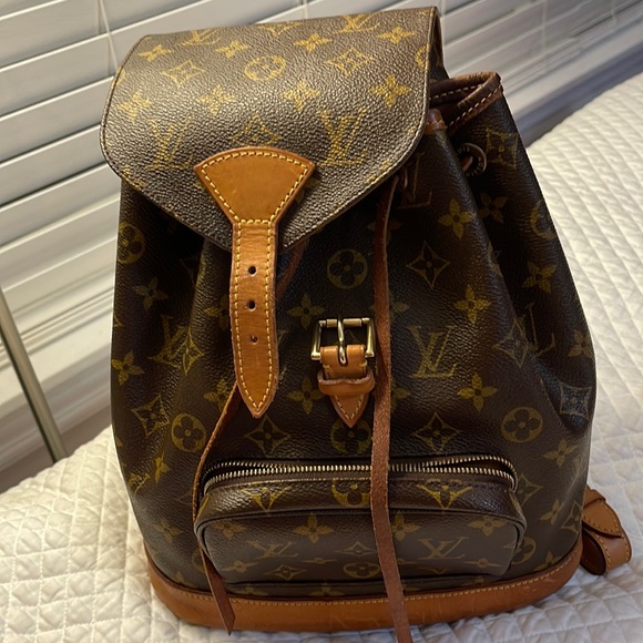 Authentic Louis Vuitton Backpack Nag Montsouris MM Monogram Used LV Vintage. - Picture 4 of 14